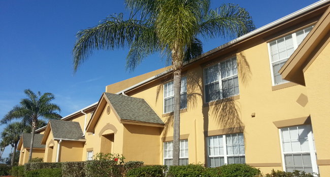 Brittany Apartments 48 Reviews Fort Myers Fl Apartments For Rent Apartmentratings C