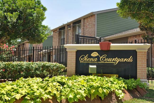 Siena Courtyards - 79 Reviews | Houston, TX Apartments for Rent