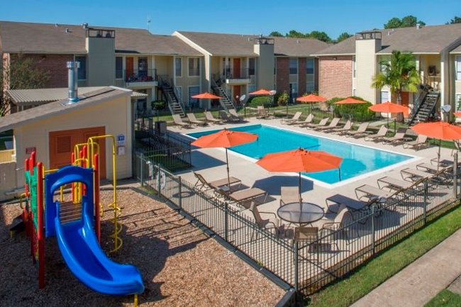 Clear Lake Apartment Homes - 138 Reviews | Houston, TX Apartments for