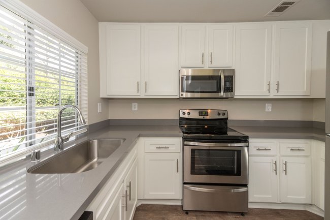 Paloma Summit Apartments - 76 Reviews | Foothill Ranch, CA Apartments