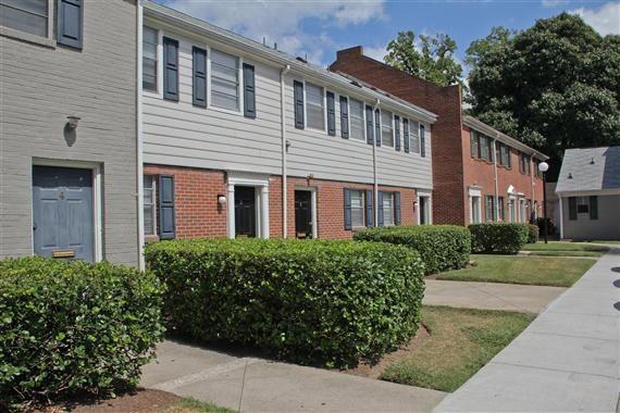 Hilton Village Townhomes - 76 Reviews | Newport News, VA Apartments for